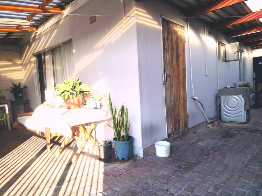 3 Bedroom Property for Sale in Silwood Heights Western Cape